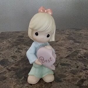 Enesco precious moment. White and Green Figurine best friend Base